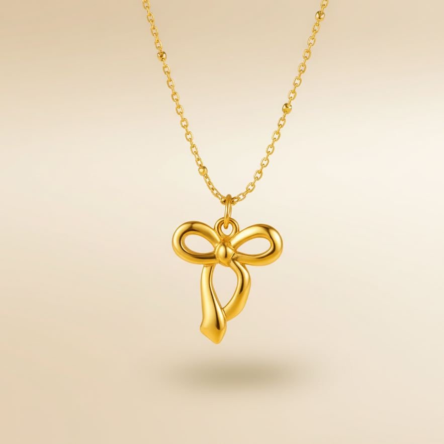 Gilded Knot Pendant Necklace2