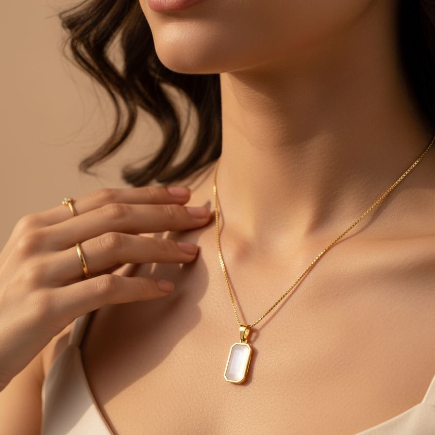 Sentinel Bar Pendant Necklace2