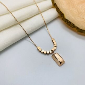 Aurelia Charm Anti-Tarnish Gold Pendant Necklace