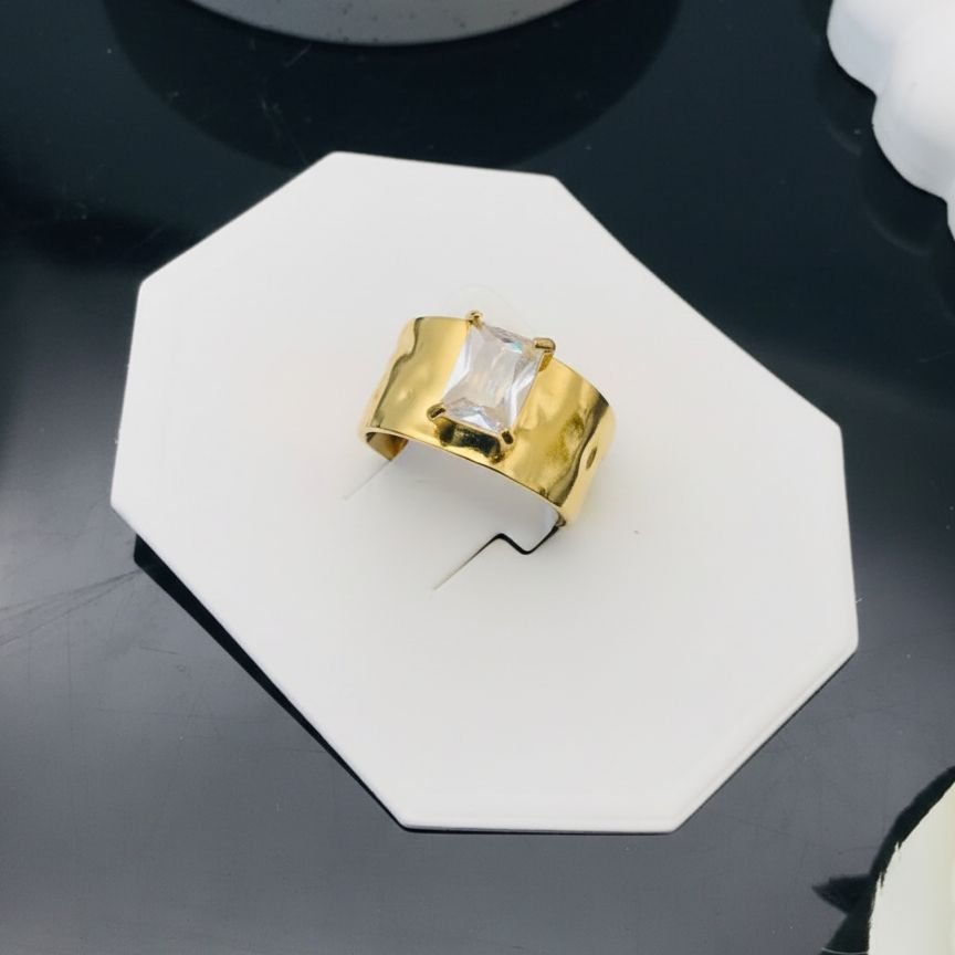 Crystal Luxe Anti-Tarnish Wide Band Statement Ring 2