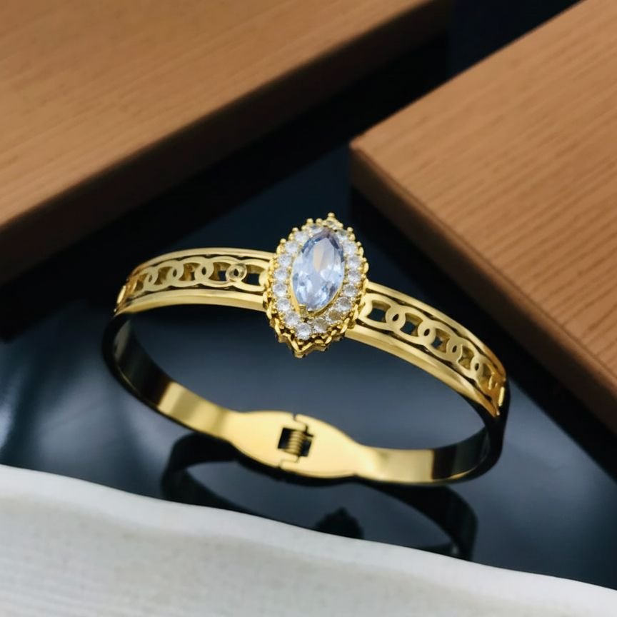 Regal Marquise Anti Tarnish Gold Crystal Bracelet