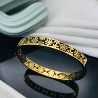 Gold Daisy Cutwork Bangle