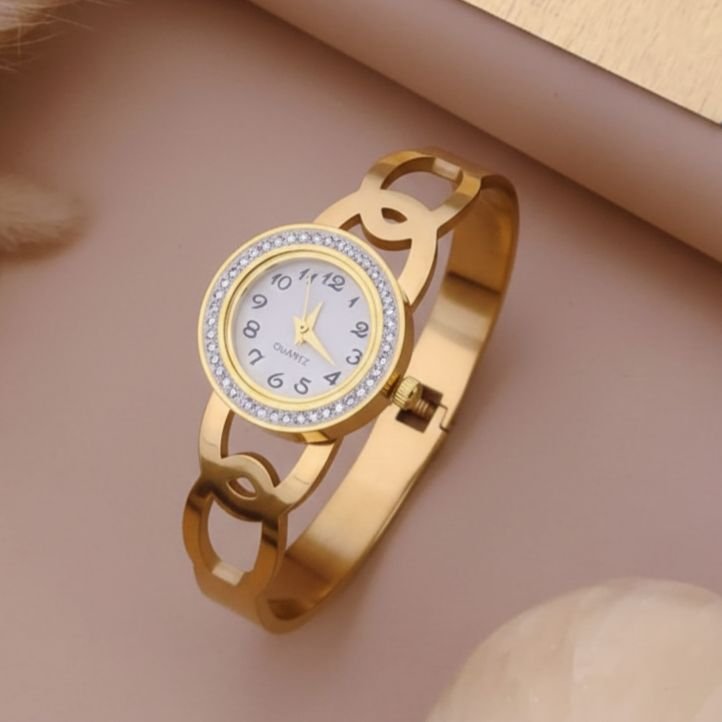 Luxe Link Anti-Tarnish Bangle Watch